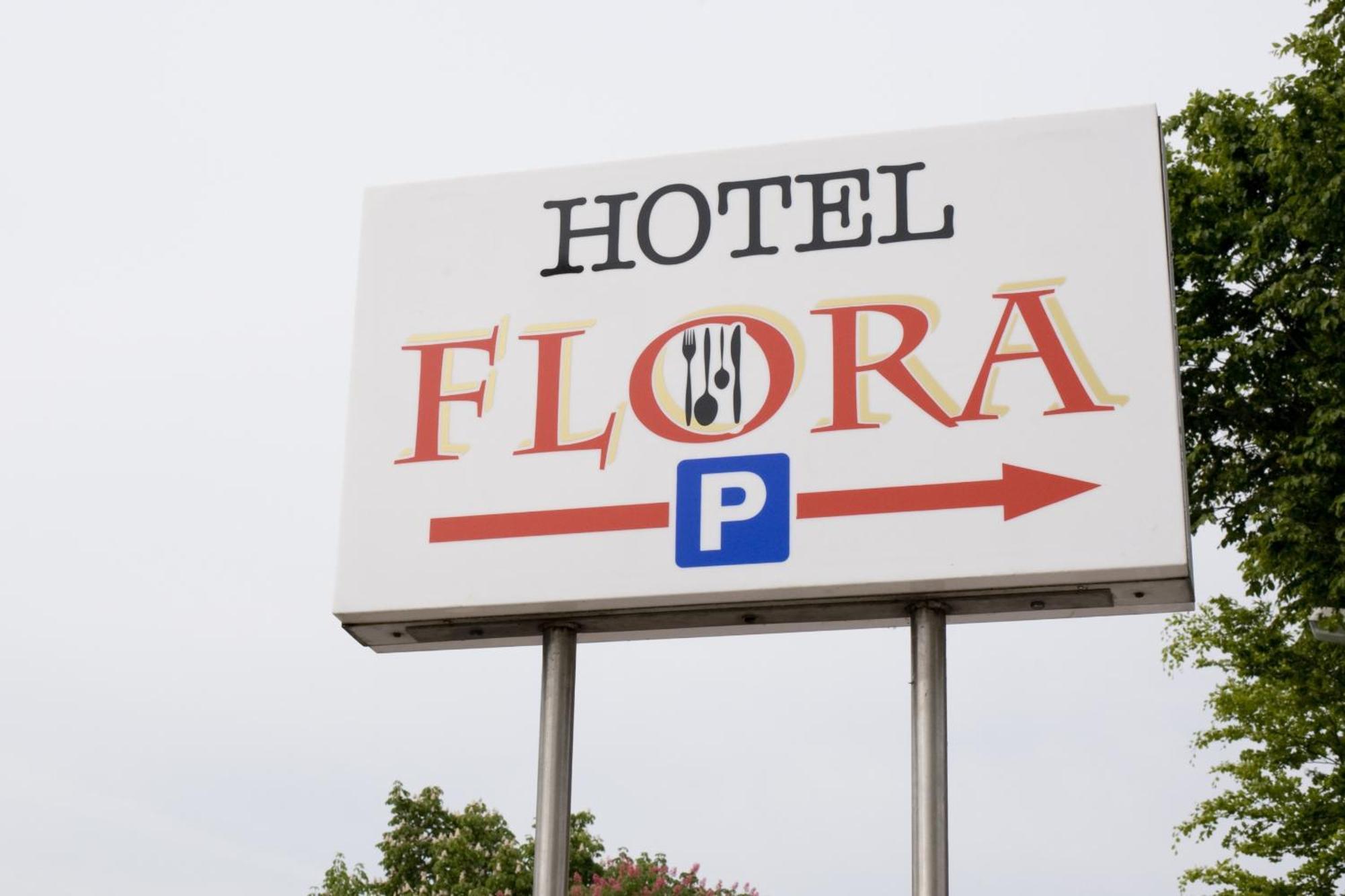 Hotel Flora Дормаген Экстерьер фото